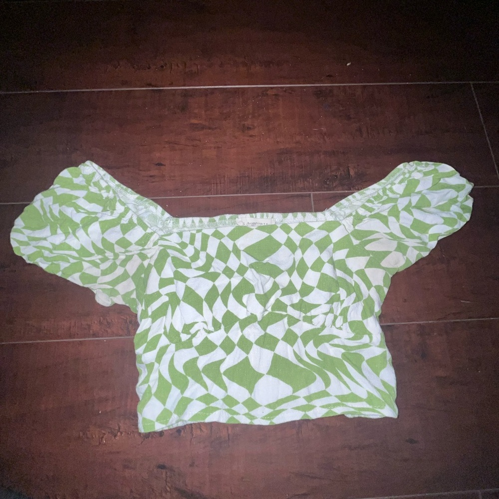 La Hearts Green and White Puff Sleeve Smocked Crop Blouse